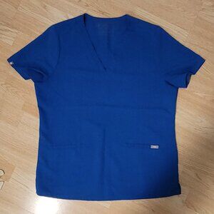 Figs Casma 3 pocket Top